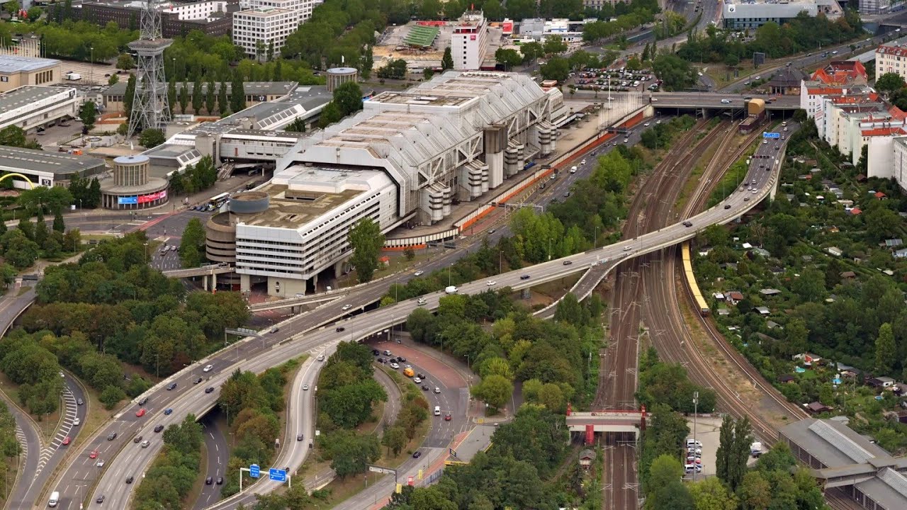 Live webcam view of Ringbahnbrücke A100 Reconstruction