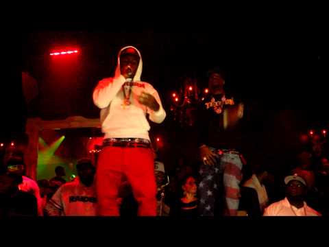 AV LMKR CLUB TRU RUN ME MY MONEY PERFORMANCE