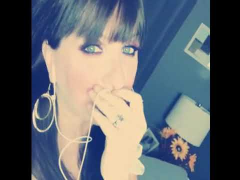 Promotional video thumbnail 3 for Sharon Priscilla Vieira    Back In time