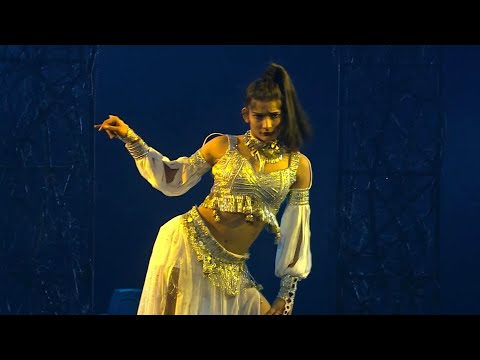 VARTIKA JHA PERFORMANCE ON DILBAR