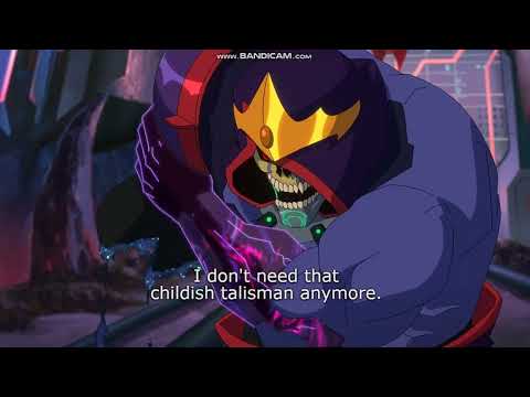 Evil-Lyn hacks off Skeletor's arm