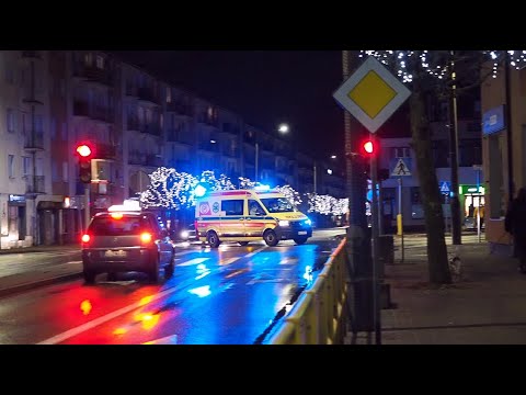 Przejazd alarmowy Zespołu Ratownictwa Medycznego N01- 44 Volkswagen Crafter