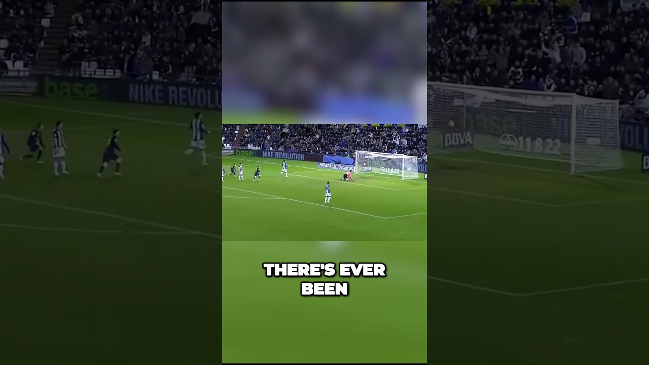 Messi New Personal Bodyguard plays NO GAMES