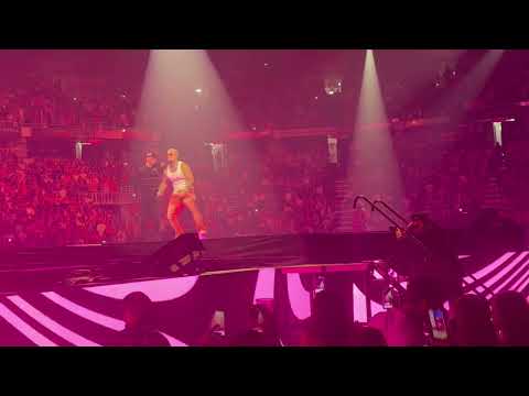 Izaak ❌ Luar La L ❌ Omar Courtz - Bonnie and Clyde coliseo de puerto rico