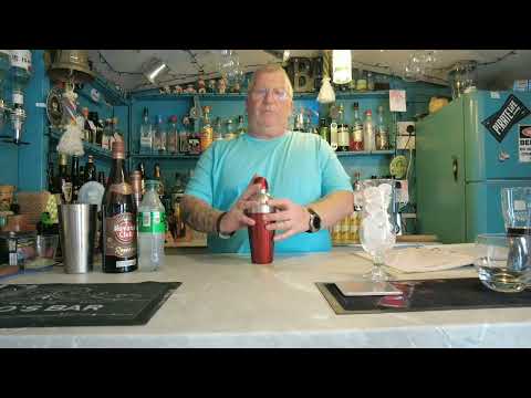 Blue Dolphin Cocktail@alijo'scocktailtime