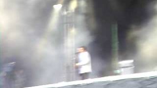 peter bjorn and john. hyllning till michael jackson, living thing. dålig kvalité