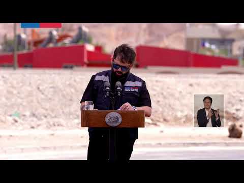 Atacama: Presidente Gabriel Boric, encabeza firma de Decretos Red de Salares Protegidos.