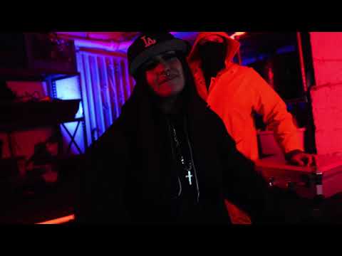 TRAICIONES- CHICANA ROSAS