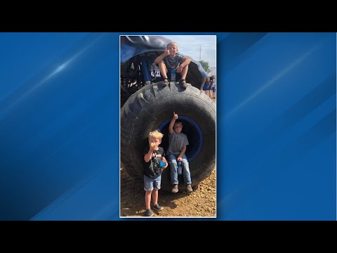 Grief counselors support community at elementary school after fatal shooting of 3 siblings