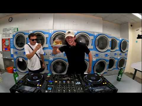 //24// DJ Sonnenbrand (SCHIEBT ANDERS KOLLEKTIV)