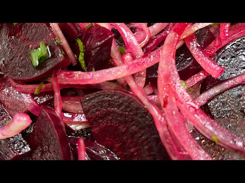 Salada de beterraba com alho e cebola