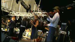 Arcade Fire - Headlights Look Like Diamonds | Rock en Seine 2005 | Part 5 of 10