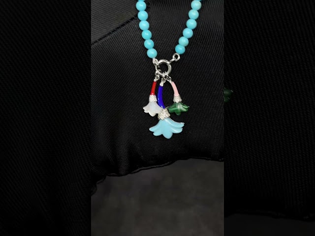 عقد الفيروز