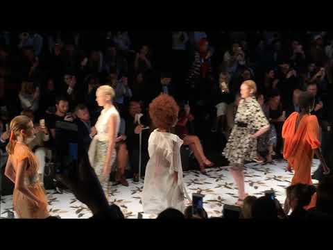 Mercedes Benz Fashion Week Istanbul SS20 | EXQUISE | Videoshoot By Fashionziner