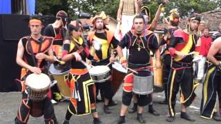 Ens'batucada au Festival Samba Répercussion Moléon  2006