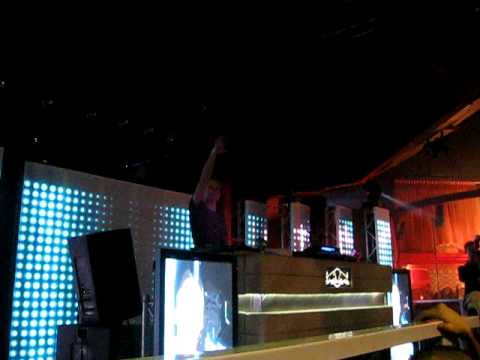 Armin Van Buuren@Gossip - AVB - 18/18 - Rank1 - L.E.D. There Be Light"