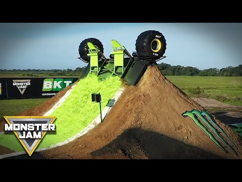 Monster Jam Breaking World Records: Forward Momentum Double Backflip | Monster Jam