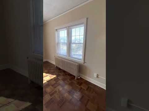 The Green Lodge #309.                             1 bed/ 1bath  900 sq ft.