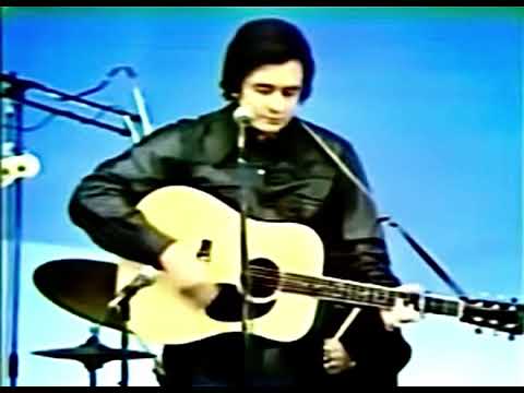 Johnny Cash - I Still Miss Someone (Live in Perth, Australia - March 28, 1973)