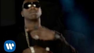 Gucci Mane - Spotlight Feat. Usher (Official Video)