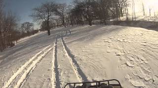 preview picture of video 'yamaha big bear 400 & Grizzly 350 tearin up drifts'