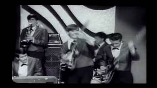 "Lyin' Girl" - Reigning Sound