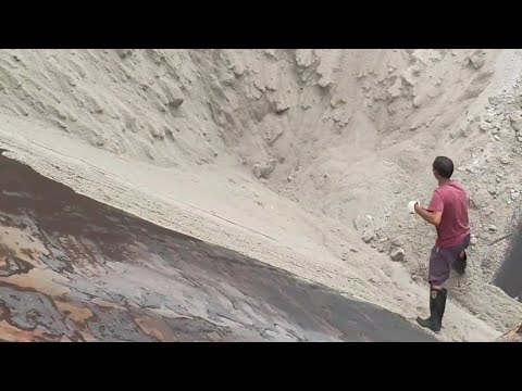 Barge unloads 5000 tons of white sand - part 3 - satisfying video