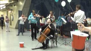 Musequality World Busk 2014: Richard Harwood plays Haydn Cello Concerto on London Underground
