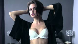 preview picture of video 'Simone Perele's Spring/Summer 2012 Campaign'