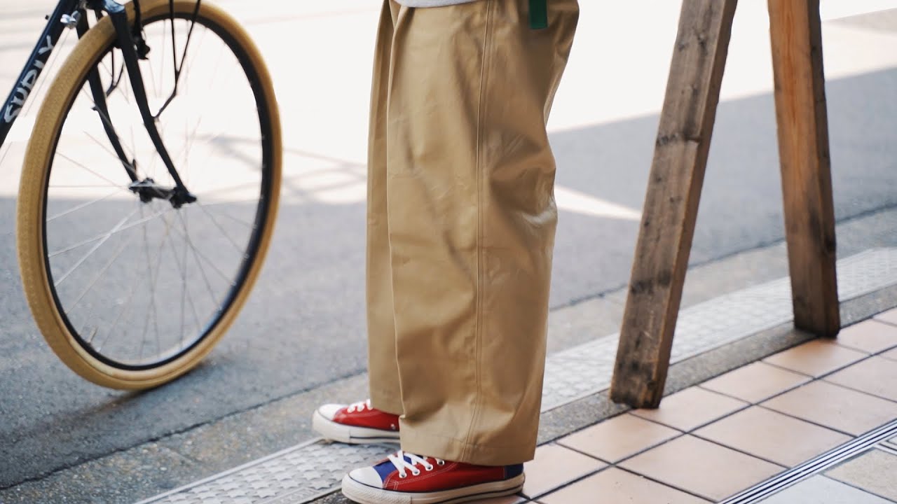 CIAOPANICさんとの企画、第二弾はチノパンとコーデュロイパンツです。