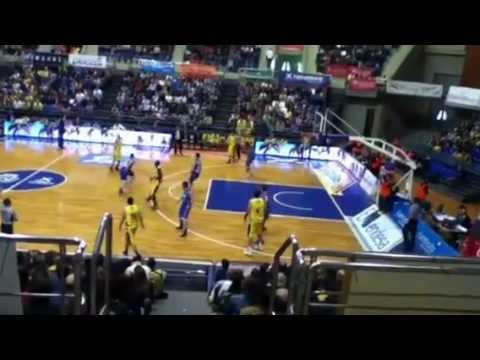 CB Canarias 84-77 Blusens Monbús