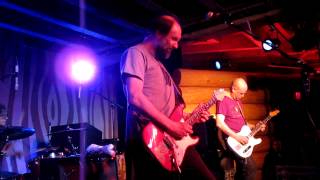 Built to Spill playing &quot;Three Years Ago Today&quot; [Ultimate Alternative Wavers]