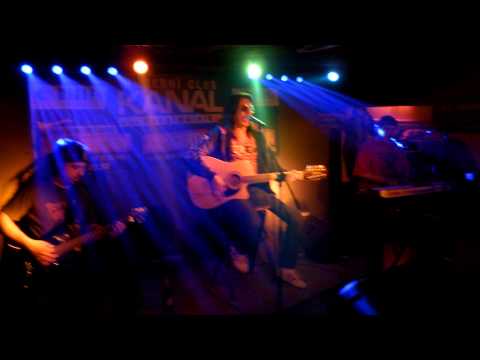 Aleš Brichta Trio - Dávno (live 1.11.2014 Kanál Mělník)