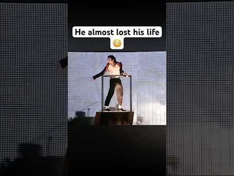 MICHAEL JACKSON HISTORY TOUR EARTH SONG LIVE | HE JUST RISKED HIS LIFE ????