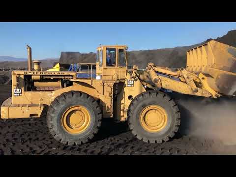 Caterpillar 992B Wheel Loader Loading Lorries With Coal - S.G.M Melidis