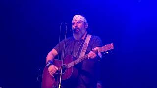 Steve Earle, rap @ final song on Copperhead Road &amp; at 3:22 &quot;Nothing But a Child&quot; (London, 9.ix.2018)