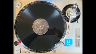 Round Five Feat. Tikiman – Na Fe Throw It (FULL 12")