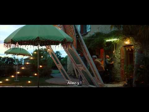 LES RECETTES DU BONHEUR Bande Annonce VOST