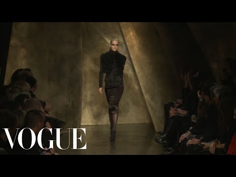 Donna Karan Ready to Wear Fall 2013 Vogue Fashion Week Runway Show