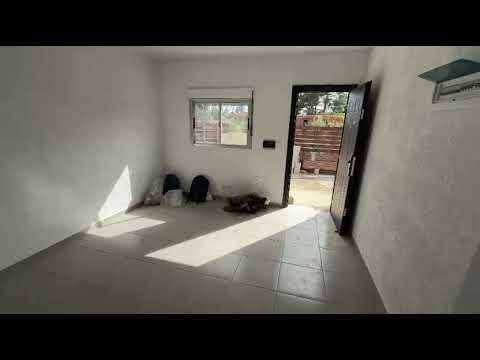 Video de YouTube - Alquiler Casa Lomas de Solymar 1 dormitorio con cochera a estrenar