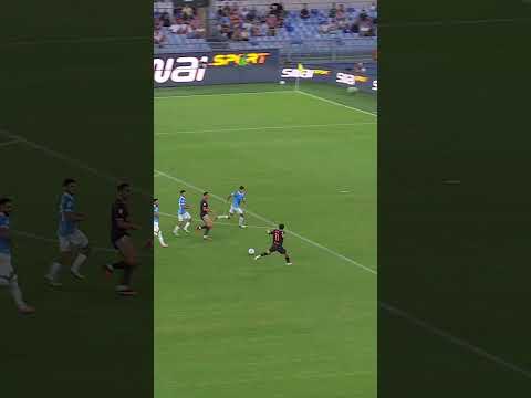 THAT LEFT FOOT 😮‍💨