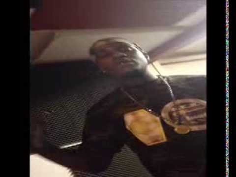 Cemrecords den studio ( C.E.M BOYS STUDIO SESSION)