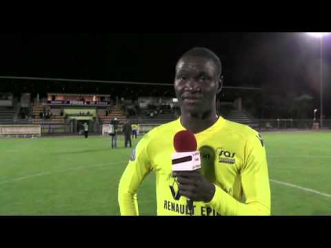 FOOT NATIONAL : EPINAL 0/2 AVRANCHES, 3 DE CHUTE AU SAS