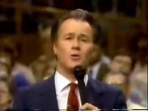 RICHARD ROBERTS (Live 80s) - PUT JESUS FIRST IN YOUR LIFE