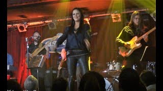 Sara Evans   Long Way Down  at BB Kings NYC