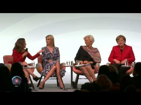 BUČKE E32P03 - ANGLELA, MISS BIKINI