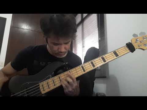 La Casa de Papel Theme (Fingerstyle Bass Cover)