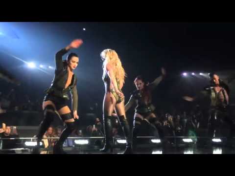 Britney Spears - Womanizer (Piece Of Me - February 13, 2016)