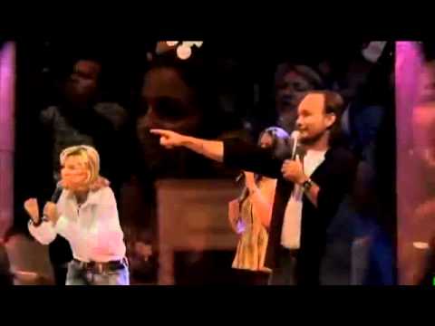 Nunca Pare de Lutar - Ana Paula Valadão, Ludmila Ferber & David Quinlan.