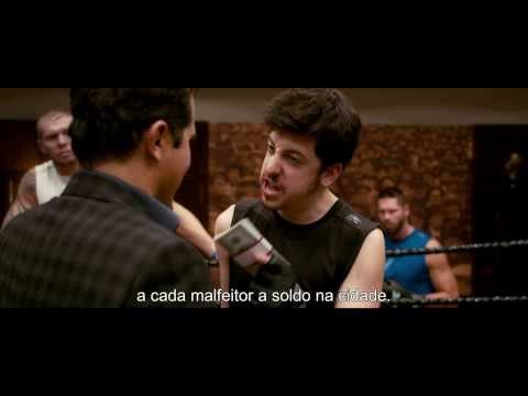 "Contratar Músculos" - Clip Kick-Ass 2 Legendado (Portugal)